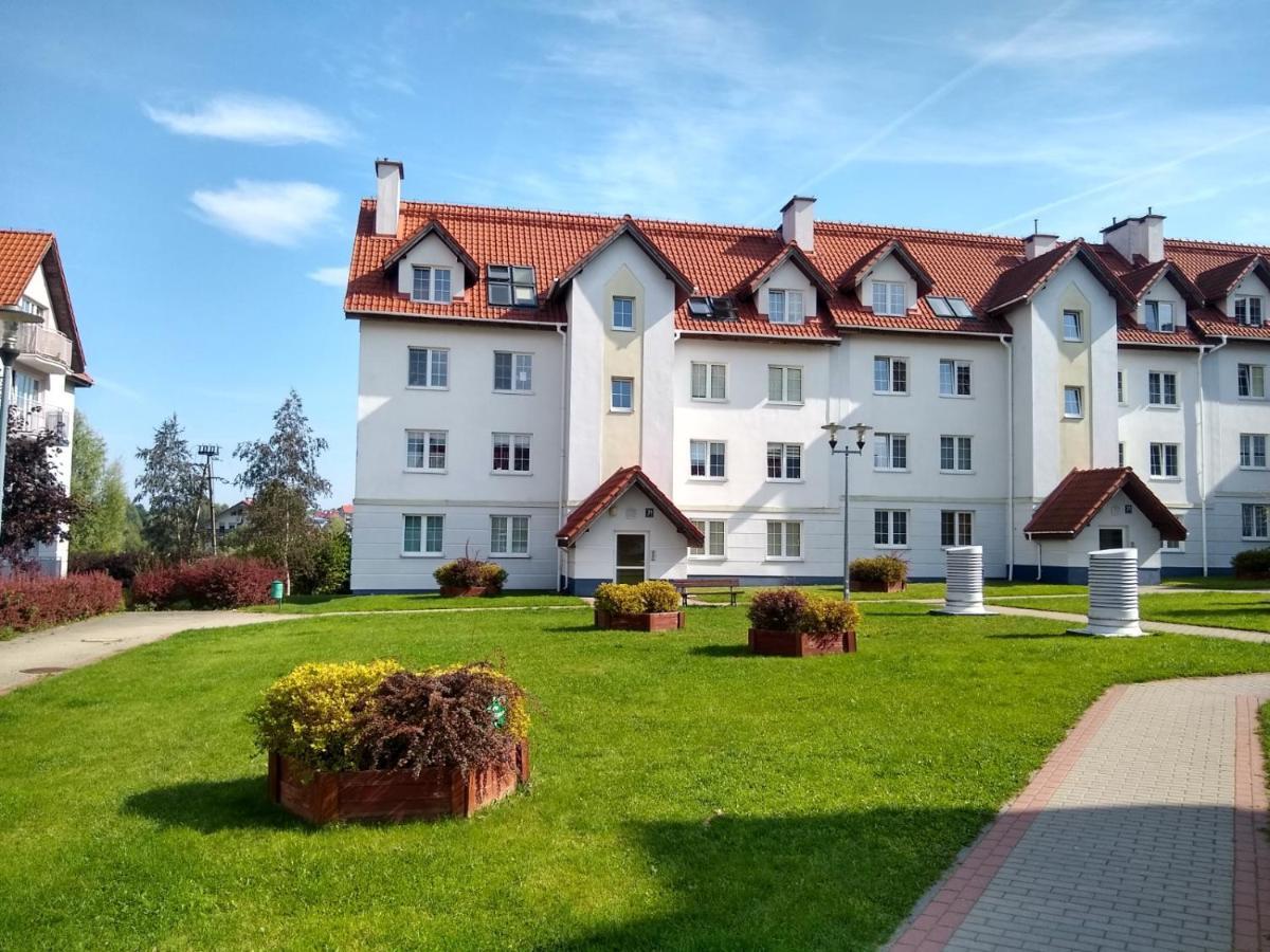 Green Apartment Z Bezplatnym Parkingiem Олщин Екстериор снимка