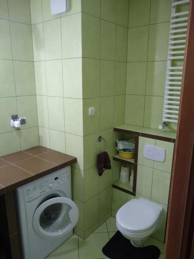 Green Apartment Z Bezplatnym Parkingiem Олщин Екстериор снимка