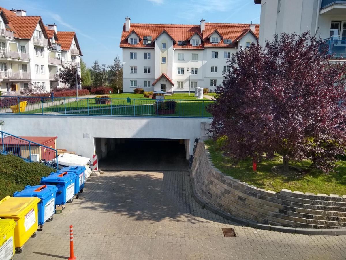 Green Apartment Z Bezplatnym Parkingiem Олщин Екстериор снимка